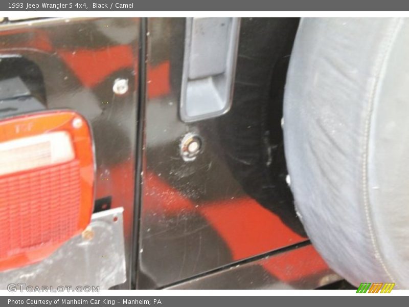 Black / Camel 1993 Jeep Wrangler S 4x4
