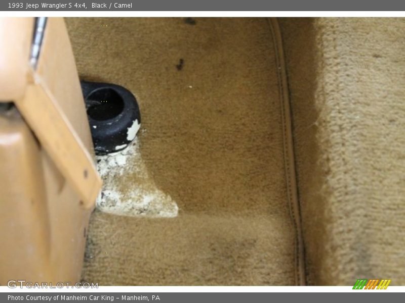Black / Camel 1993 Jeep Wrangler S 4x4