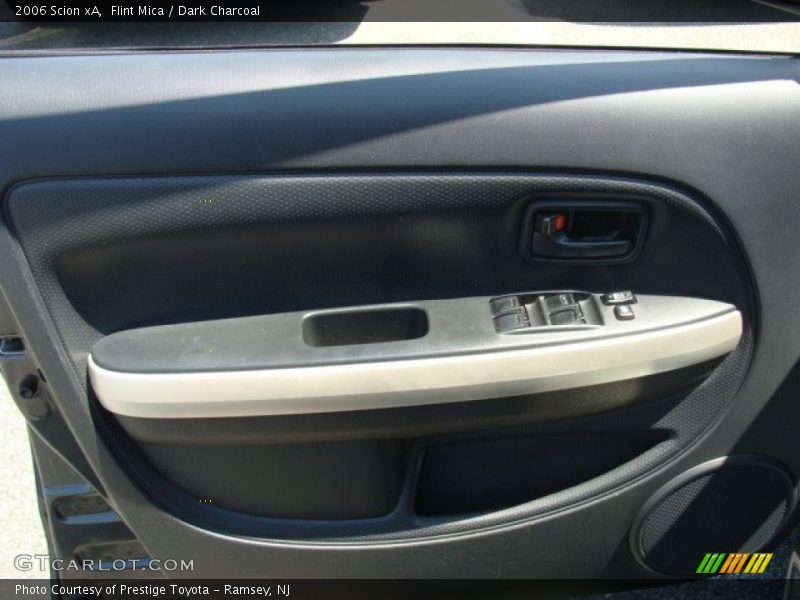 Flint Mica / Dark Charcoal 2006 Scion xA