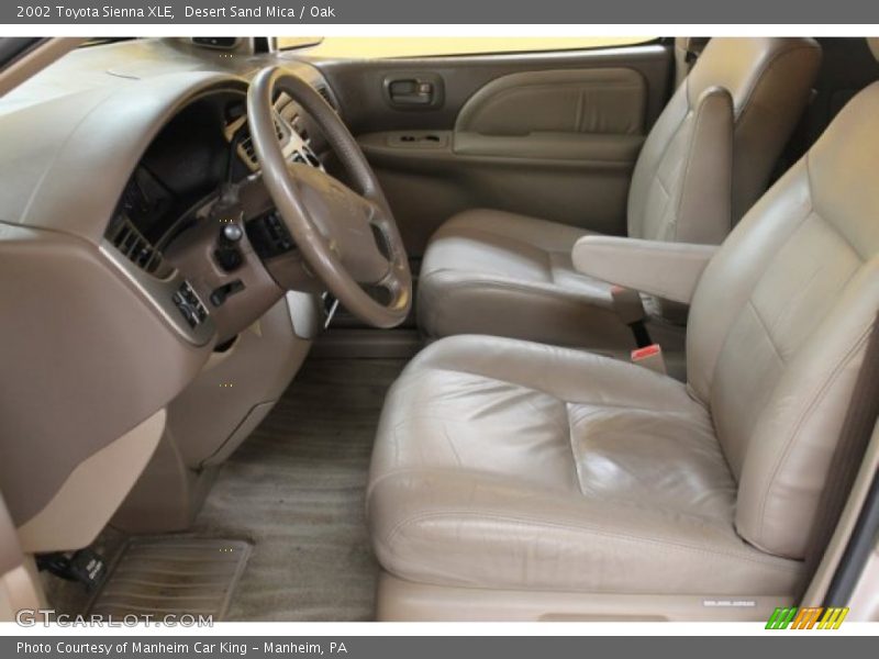 Desert Sand Mica / Oak 2002 Toyota Sienna XLE