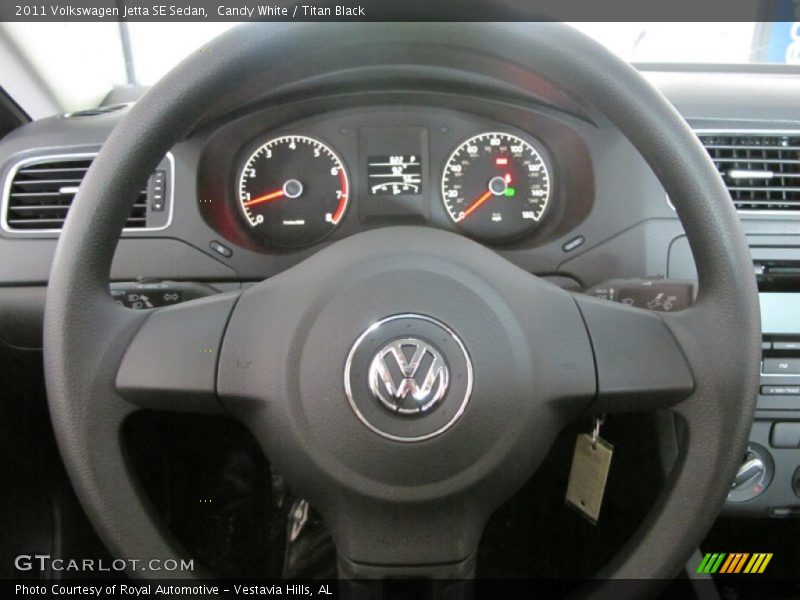 Candy White / Titan Black 2011 Volkswagen Jetta SE Sedan