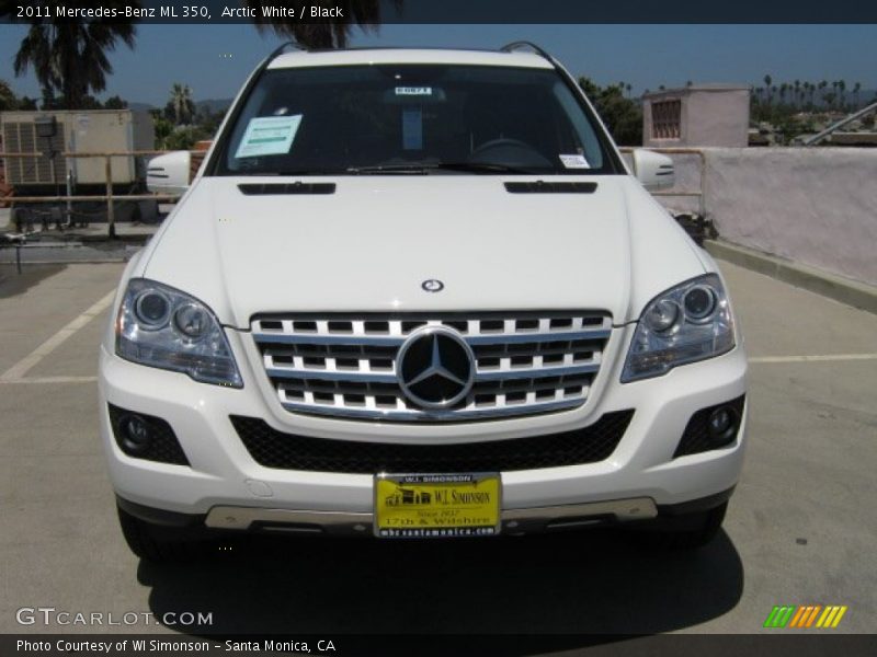 Arctic White / Black 2011 Mercedes-Benz ML 350