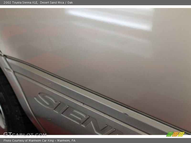 Desert Sand Mica / Oak 2002 Toyota Sienna XLE
