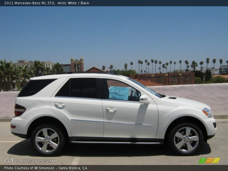 Arctic White / Black 2011 Mercedes-Benz ML 350