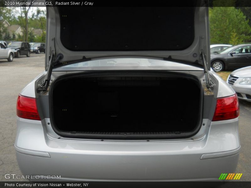 Radiant Silver / Gray 2010 Hyundai Sonata GLS