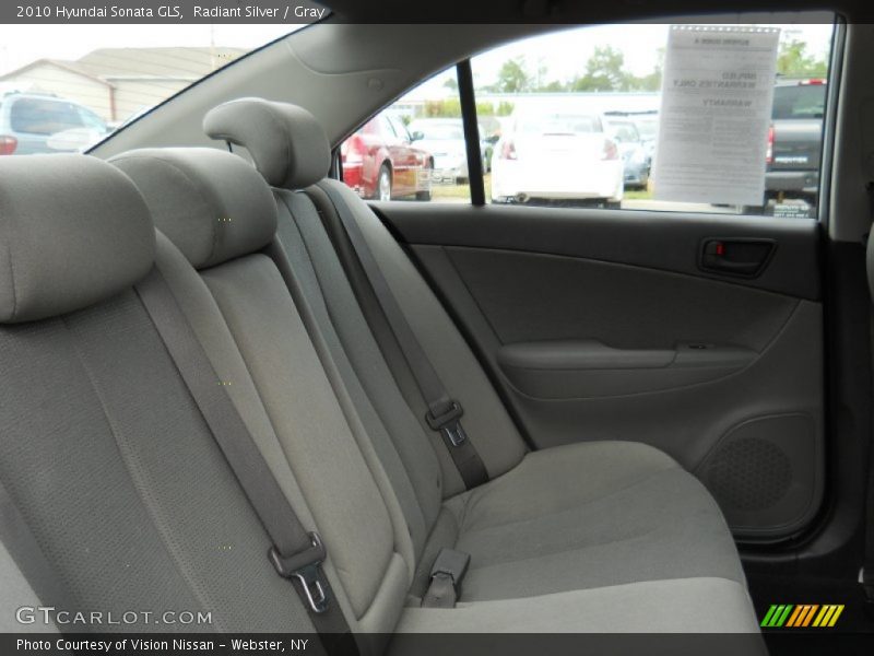 Radiant Silver / Gray 2010 Hyundai Sonata GLS