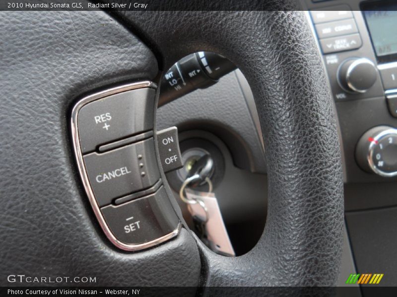 Radiant Silver / Gray 2010 Hyundai Sonata GLS