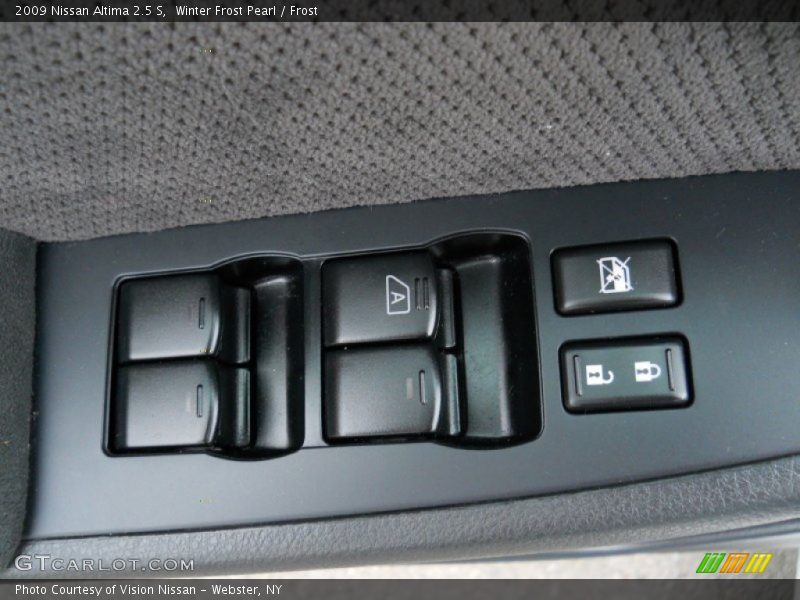Winter Frost Pearl / Frost 2009 Nissan Altima 2.5 S