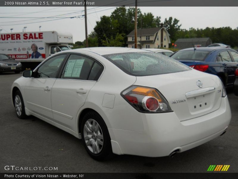 Winter Frost Pearl / Frost 2009 Nissan Altima 2.5 S