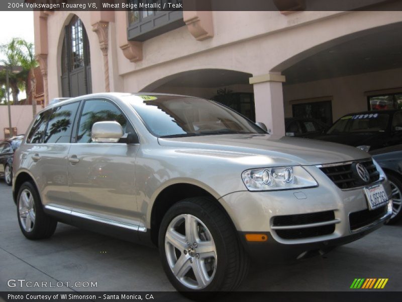 Wheat Beige Metallic / Teak 2004 Volkswagen Touareg V8