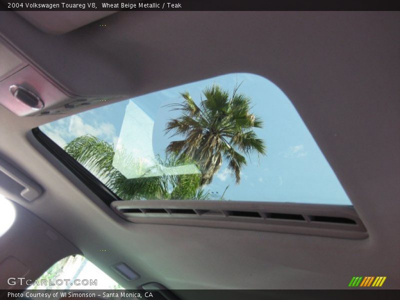 Wheat Beige Metallic / Teak 2004 Volkswagen Touareg V8