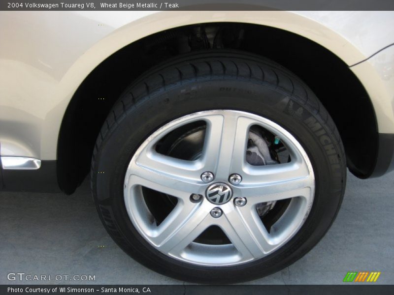 Wheat Beige Metallic / Teak 2004 Volkswagen Touareg V8