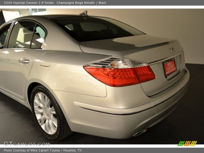 Champagne Beige Metallic / Black 2009 Hyundai Genesis 3.8 Sedan