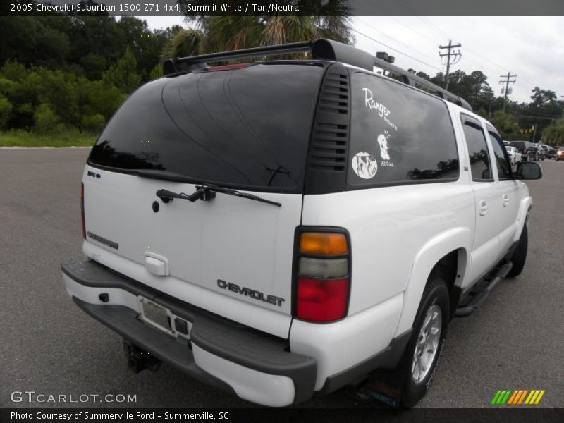 Summit White / Tan/Neutral 2005 Chevrolet Suburban 1500 Z71 4x4