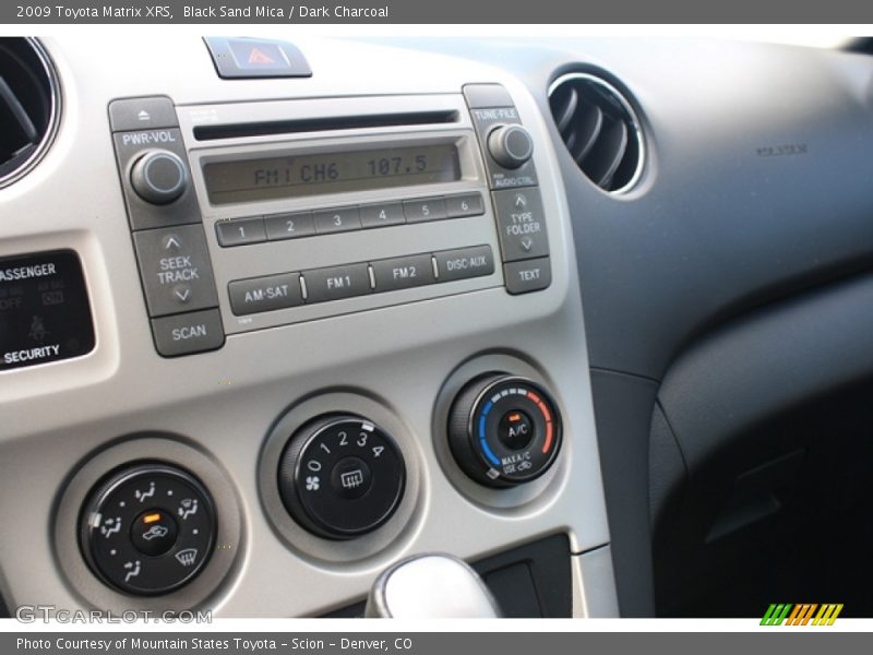 Controls of 2009 Matrix XRS