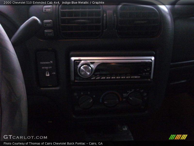Indigo Blue Metallic / Graphite 2000 Chevrolet S10 Extended Cab 4x4