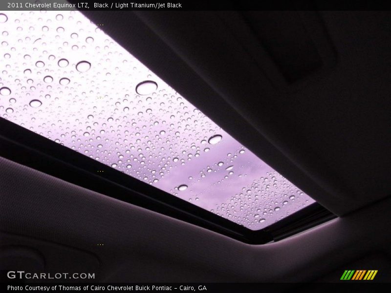 Black / Light Titanium/Jet Black 2011 Chevrolet Equinox LTZ