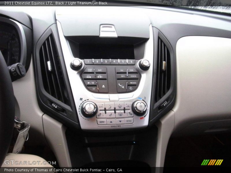 Black / Light Titanium/Jet Black 2011 Chevrolet Equinox LTZ