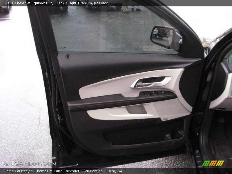 Black / Light Titanium/Jet Black 2011 Chevrolet Equinox LTZ