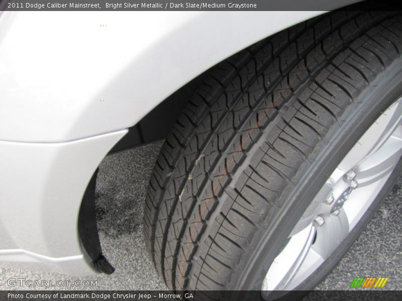 Bright Silver Metallic / Dark Slate/Medium Graystone 2011 Dodge Caliber Mainstreet