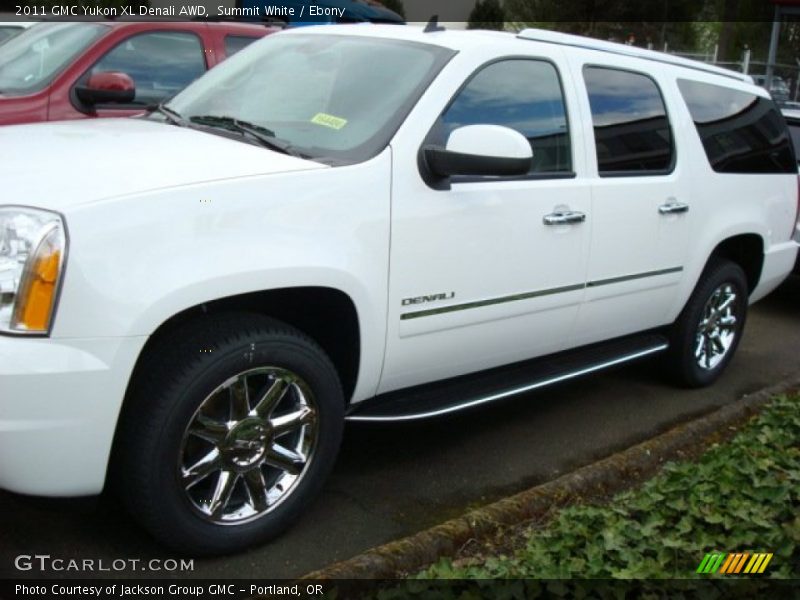 Summit White / Ebony 2011 GMC Yukon XL Denali AWD