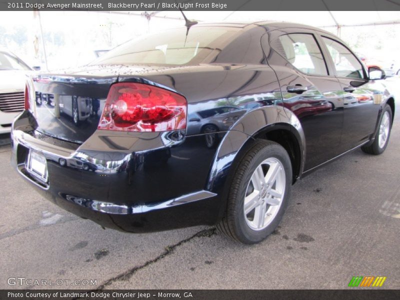 Blackberry Pearl / Black/Light Frost Beige 2011 Dodge Avenger Mainstreet