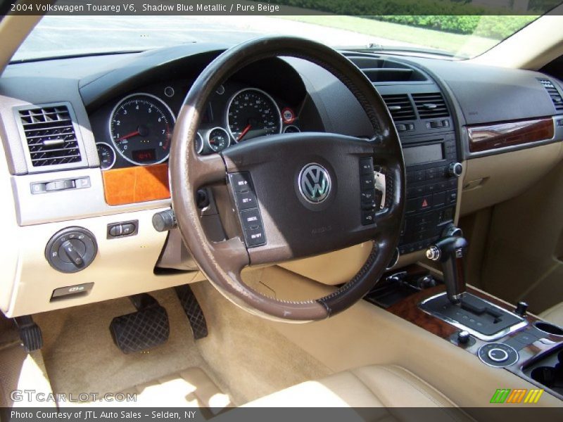 Shadow Blue Metallic / Pure Beige 2004 Volkswagen Touareg V6