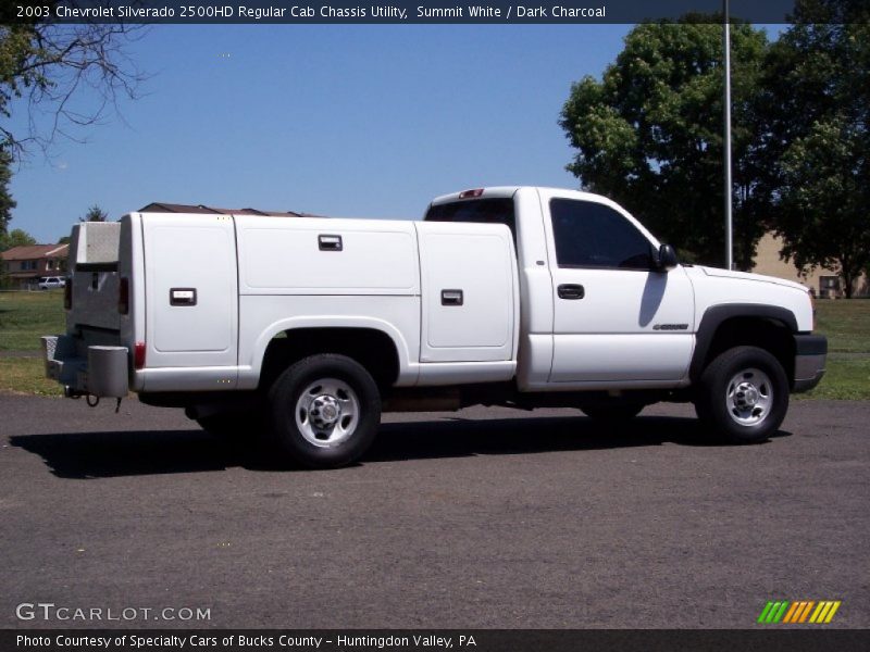 Summit White / Dark Charcoal 2003 Chevrolet Silverado 2500HD Regular Cab Chassis Utility