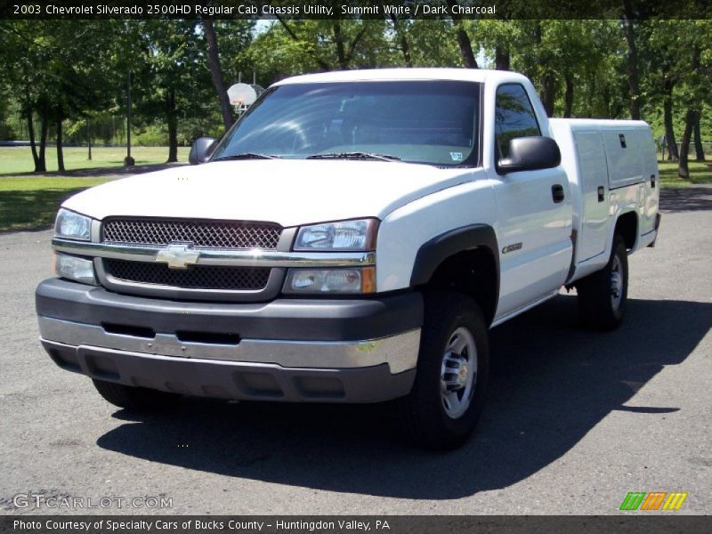 Summit White / Dark Charcoal 2003 Chevrolet Silverado 2500HD Regular Cab Chassis Utility
