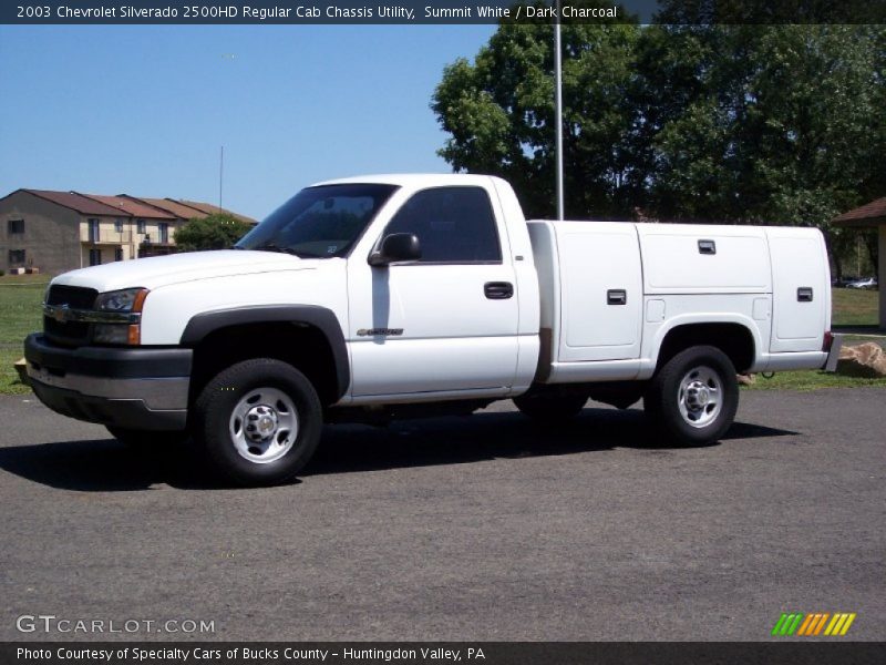 Summit White / Dark Charcoal 2003 Chevrolet Silverado 2500HD Regular Cab Chassis Utility