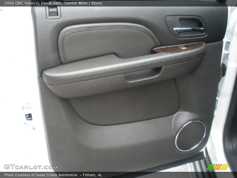 Summit White / Ebony 2009 GMC Yukon XL Denali AWD