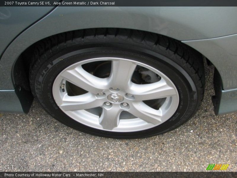Aloe Green Metallic / Dark Charcoal 2007 Toyota Camry SE V6