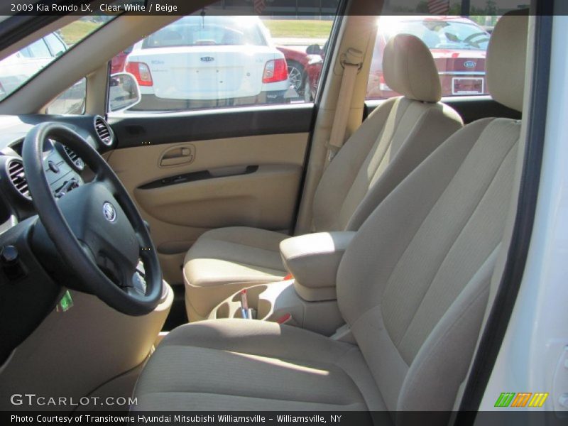 Clear White / Beige 2009 Kia Rondo LX