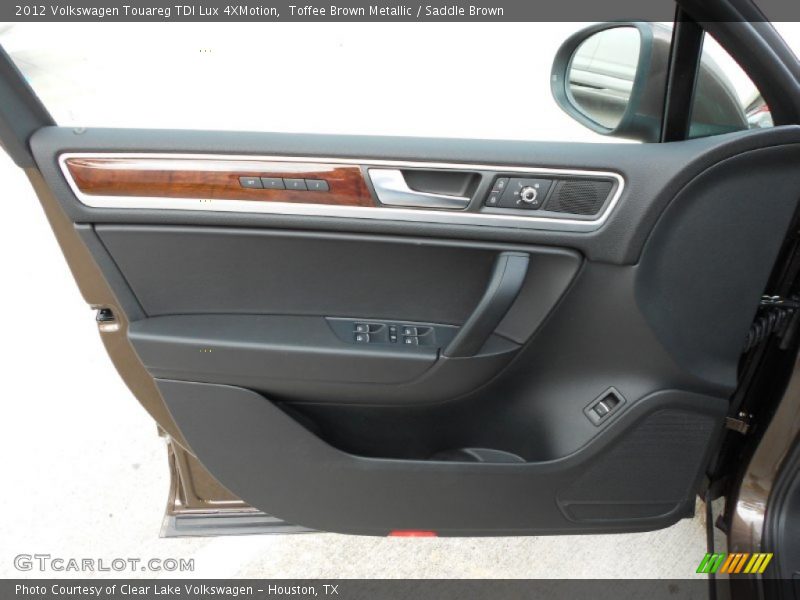 Door Panel of 2012 Touareg TDI Lux 4XMotion