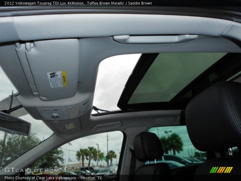 Sunroof of 2012 Touareg TDI Lux 4XMotion