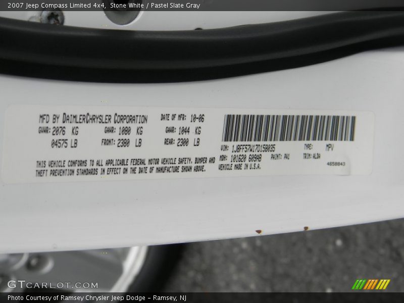Stone White / Pastel Slate Gray 2007 Jeep Compass Limited 4x4