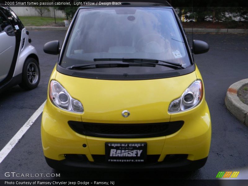 Light Yellow / Design Black 2008 Smart fortwo passion cabriolet