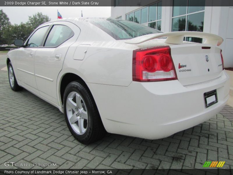 Stone White / Dark Slate Gray 2009 Dodge Charger SE