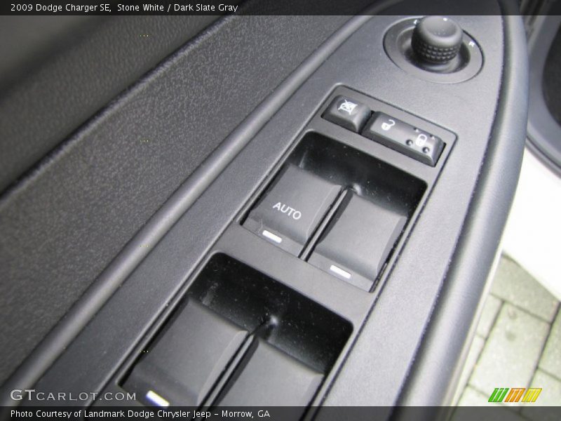 Stone White / Dark Slate Gray 2009 Dodge Charger SE