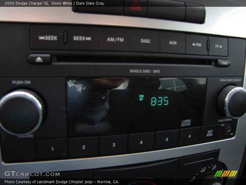 Stone White / Dark Slate Gray 2009 Dodge Charger SE