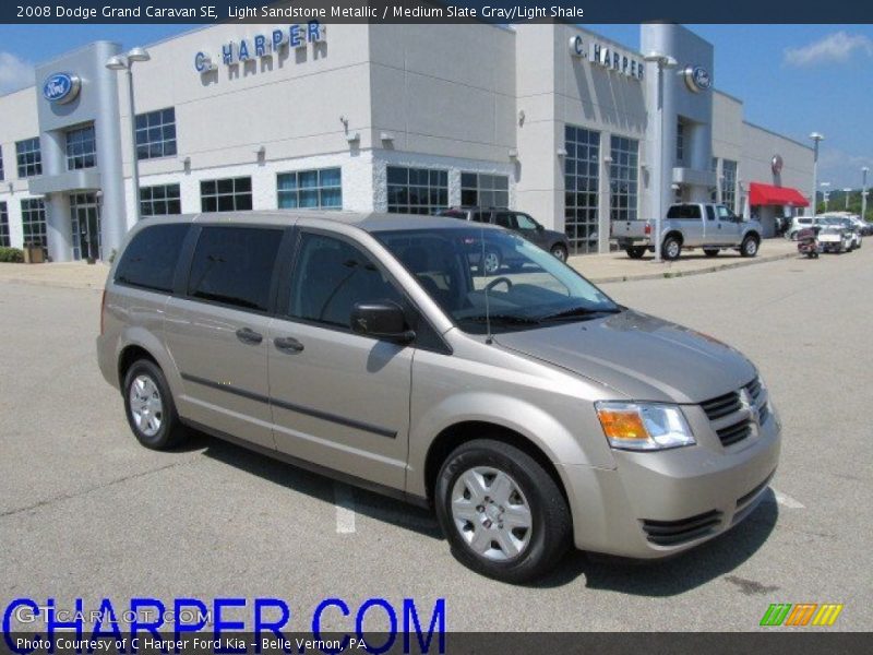 Light Sandstone Metallic / Medium Slate Gray/Light Shale 2008 Dodge Grand Caravan SE