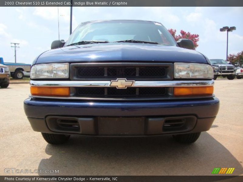 Indigo Blue Metallic / Graphite 2003 Chevrolet S10 LS Extended Cab