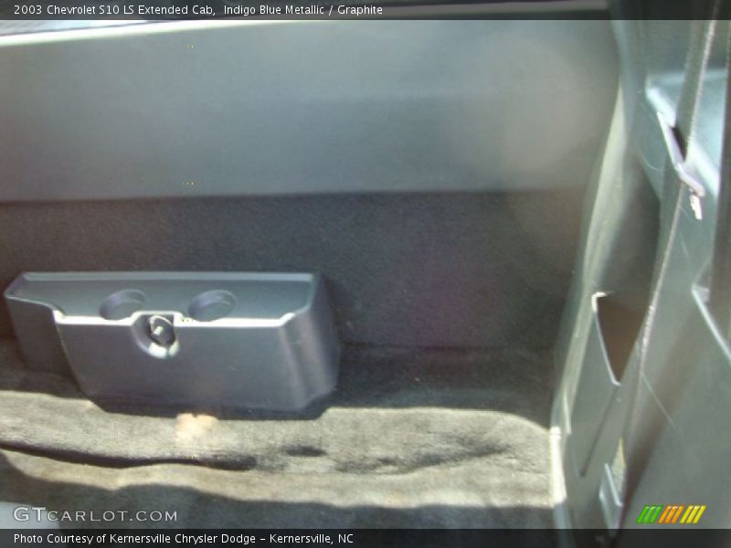 Indigo Blue Metallic / Graphite 2003 Chevrolet S10 LS Extended Cab
