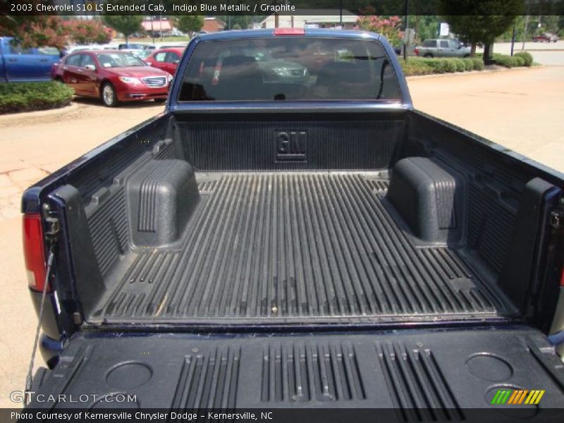 Indigo Blue Metallic / Graphite 2003 Chevrolet S10 LS Extended Cab