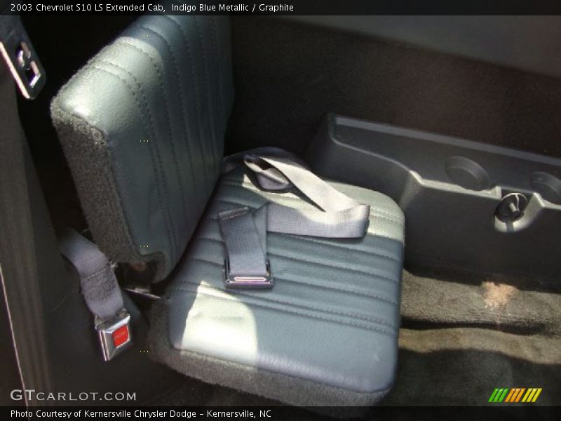 Indigo Blue Metallic / Graphite 2003 Chevrolet S10 LS Extended Cab