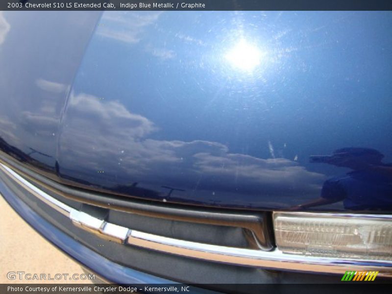 Indigo Blue Metallic / Graphite 2003 Chevrolet S10 LS Extended Cab