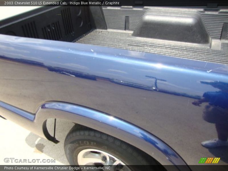 Indigo Blue Metallic / Graphite 2003 Chevrolet S10 LS Extended Cab