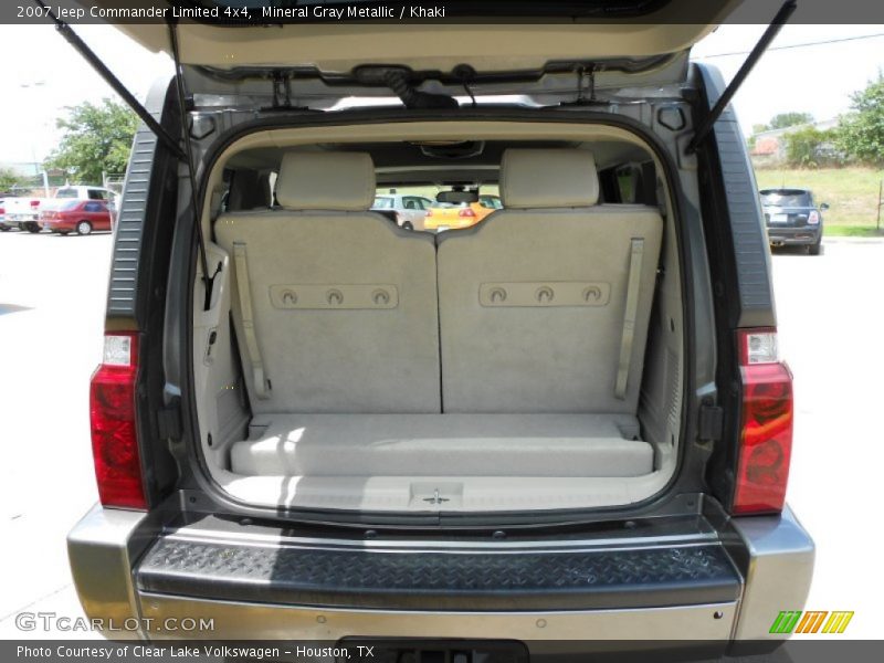 Mineral Gray Metallic / Khaki 2007 Jeep Commander Limited 4x4