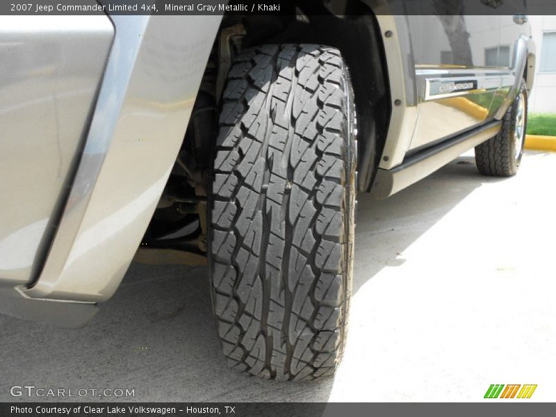 Mineral Gray Metallic / Khaki 2007 Jeep Commander Limited 4x4
