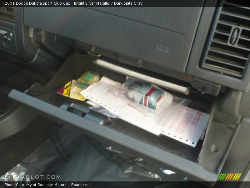 Bright Silver Metallic / Dark Slate Gray 2001 Dodge Dakota Sport Club Cab